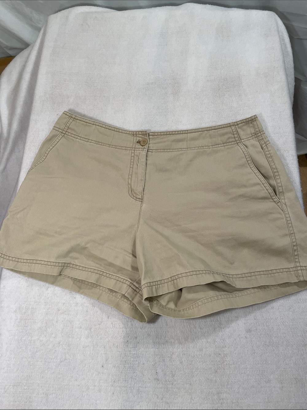 New York & Company 100% Cotton Beige Women's Bermuda Shorts